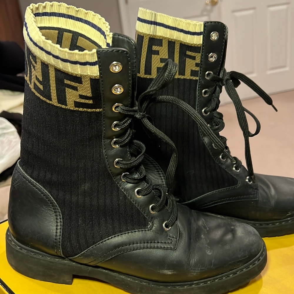 Stunning Fendi knit/leather combat boots.Good condition. Some marks on fabric.